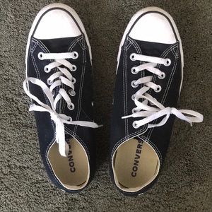 Black Converse low tops-